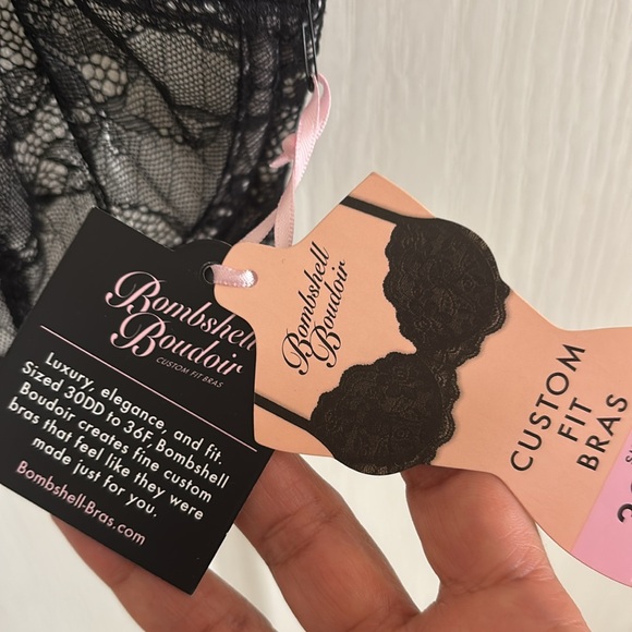 Bombshell Boudoir NWT bra 30ddd- kept in sealed package. - Picture 3 of 11